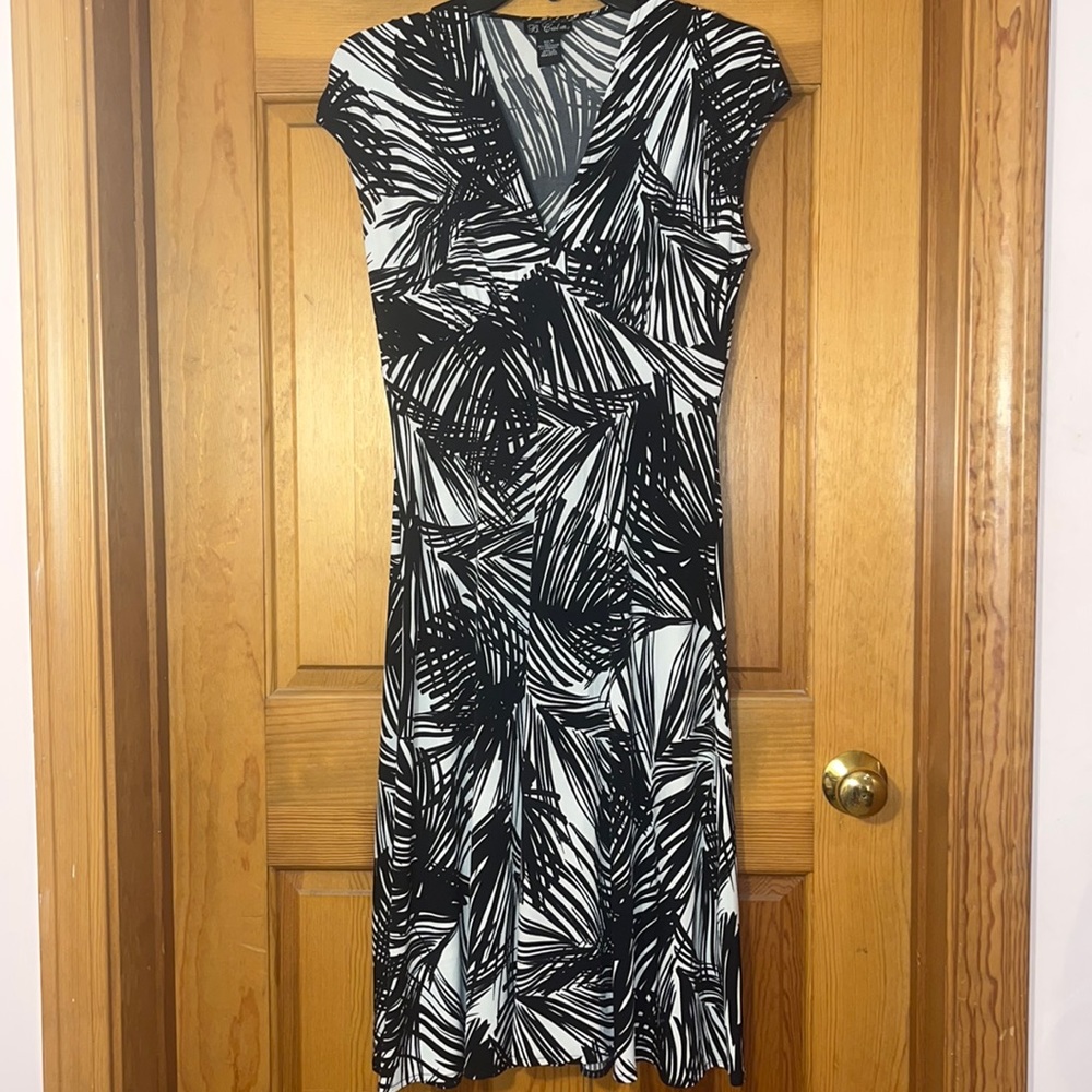 B. Calm Pattern Dress